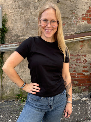 Soul Ties Tee Black by Daze