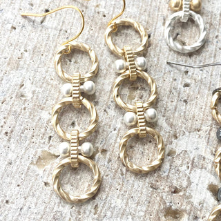 Circle Link Earrings Silver & Matte Gold