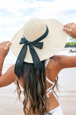 Packable Straw Beach Hat: Ivory