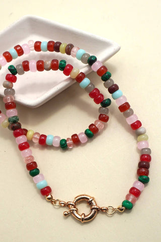 NATURAL STONE CHARM  SPRING CLASP BEADED NECKLACE