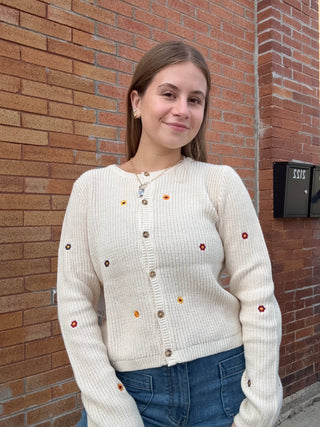 Floral Embroidery Sweater Ivory