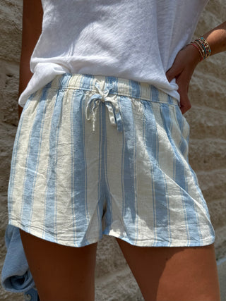 Perfect Striped Short Skyline