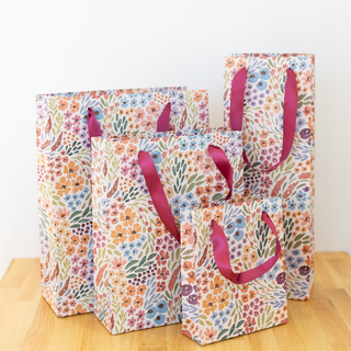 Countryside Blooms Gift Bag