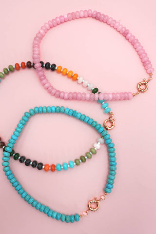 NATURAL STONE CHARM  SPRING CLASP BEADED NECKLACE