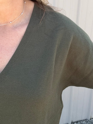 Short Sleeve Vneck Dolman Popover Sweater W Step Hem - Hunter Green