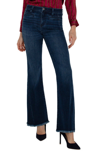 Hannah w/ Front Seam Detail 32"