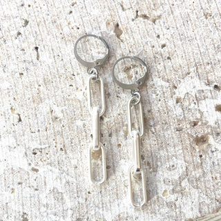 Matte metal Earrings Paperclip: Matte gunmetal