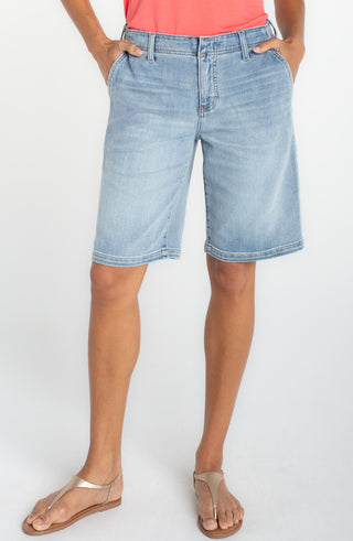 The Weekender Relaxed Short 11" by Liverpool