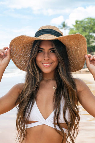 Packable Straw Beach Hat: Beige