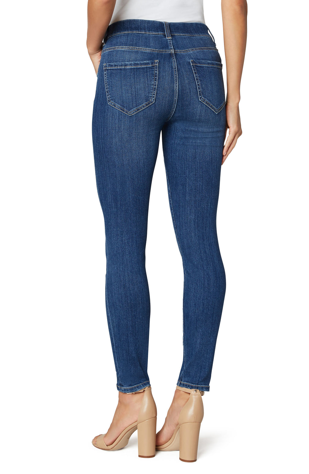Gia Glider in Charleston Wash