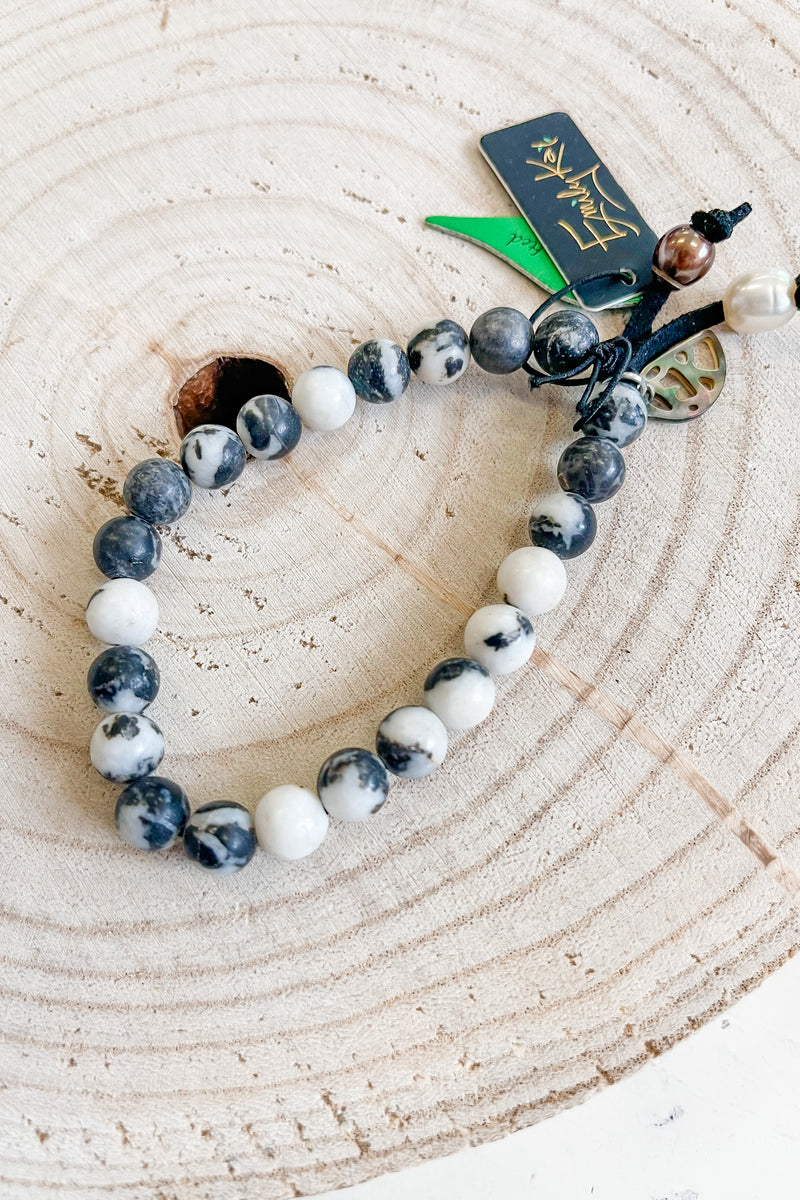 Knot Bracelet in Black & White